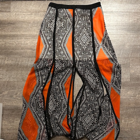 River Island Red Aztec Print Split Front sheer Maxi Skirt Size 8 - Picture 4 of 10